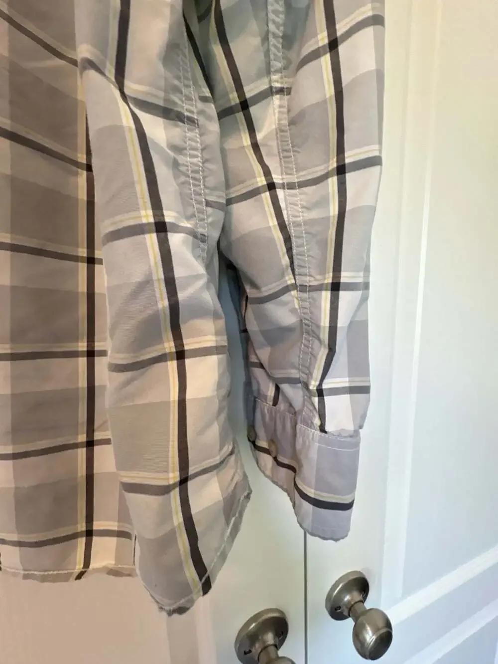 The North Face Men's Long Sleeve Plaid Button-Down Hiking Shirt